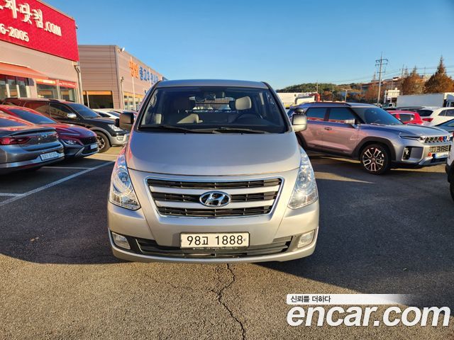 Hyundai Grand Starex