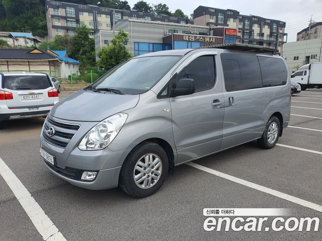 Hyundai Grand Starex