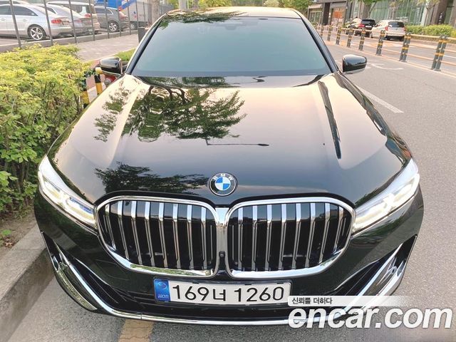 BMW 7 Series (G11)