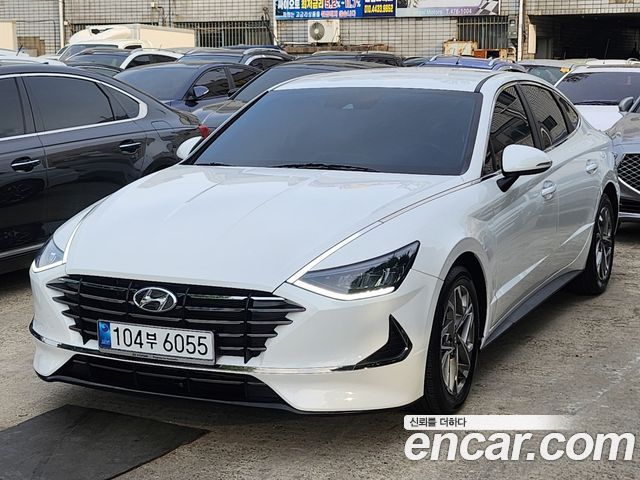 Hyundai Sonata (DN8)