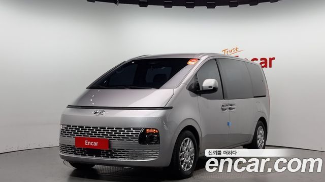 Hyundai Staria