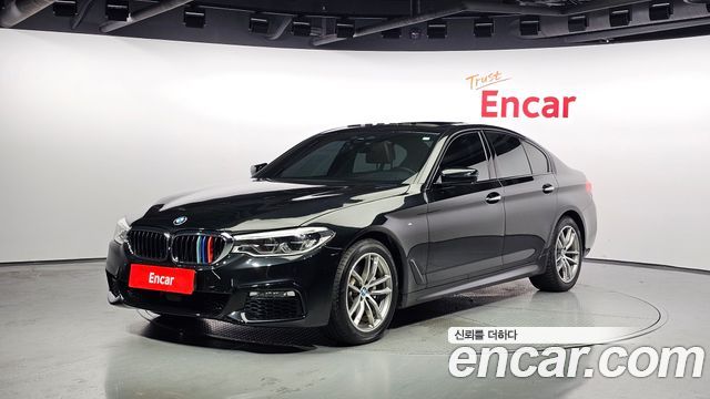 BMW 5 Series (G30)