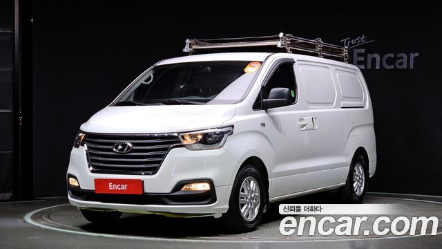 Hyundai The New Grand Starex