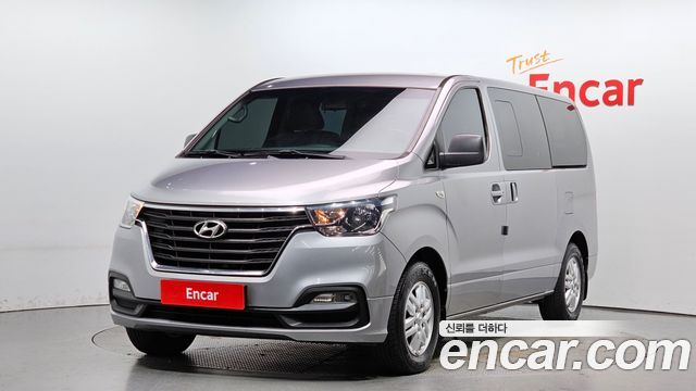 Hyundai The New Grand Starex