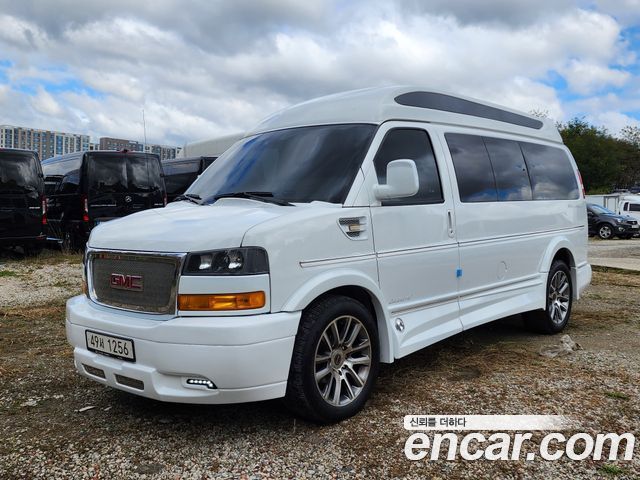GMC Savana