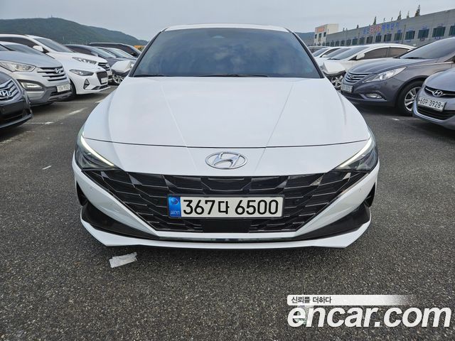 Hyundai Avante Hybrid (CN7)