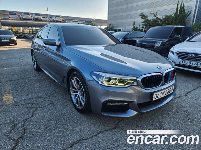 BMW 5 Series (G30)