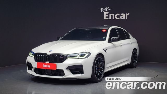 BMW M5 (F90)