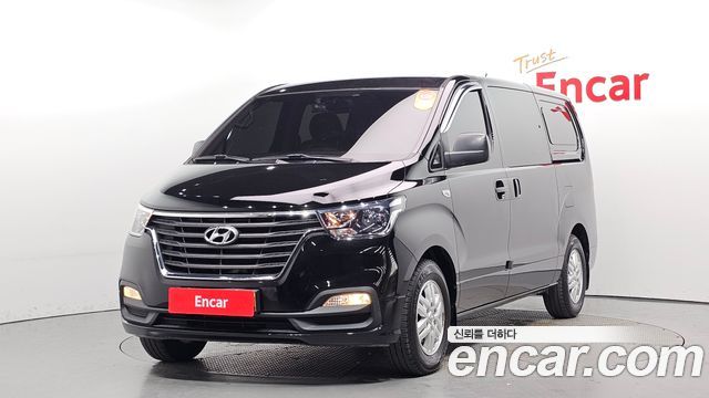 Hyundai The New Grand Starex