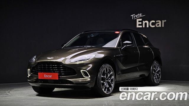 Astonmartin DBX