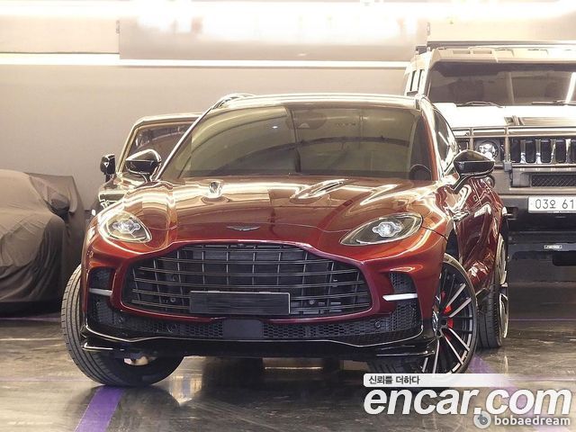 Astonmartin DBX
