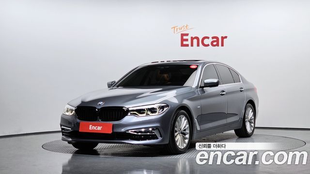 BMW 5 Series (G30)