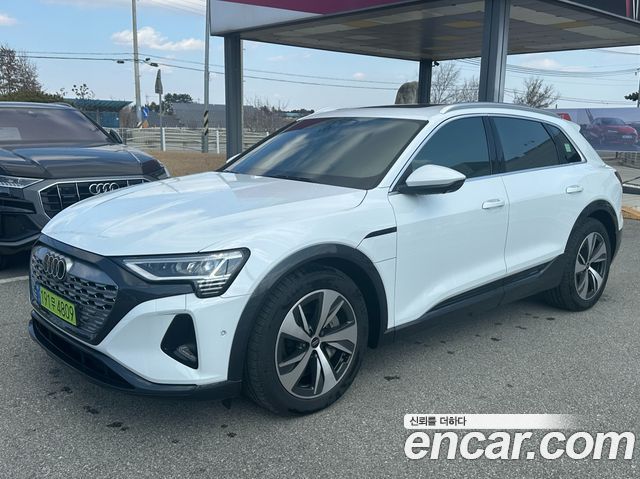 Audi Q8 e-tron (GE)