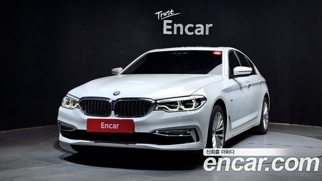 BMW 5 Series (G30)