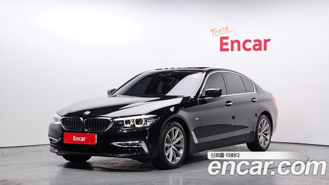 BMW 5 Series (G30)