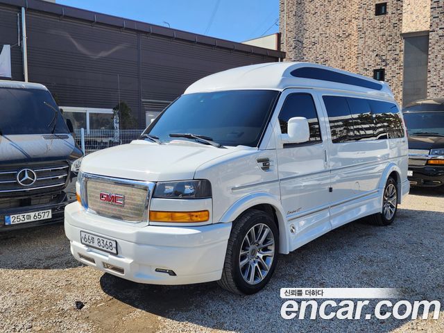 GMC Savana
