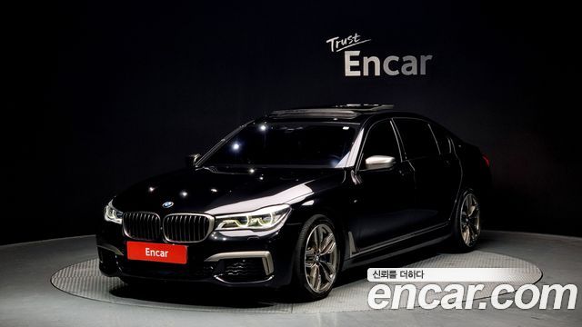 BMW 7 Series (G11)