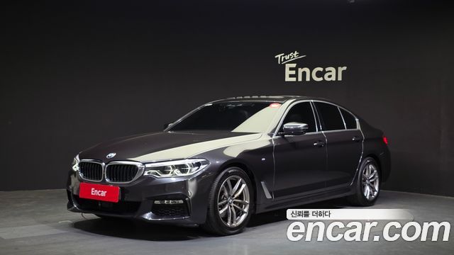 BMW 5 Series (G30)