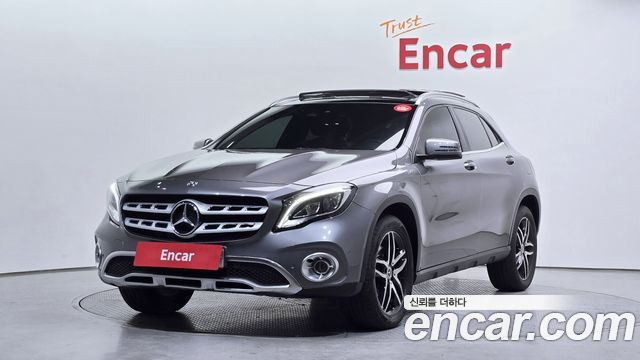 Mercedes-Benz GLA-Class X156