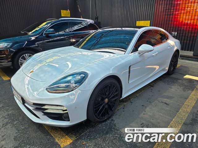 Porsche Panamera (971)