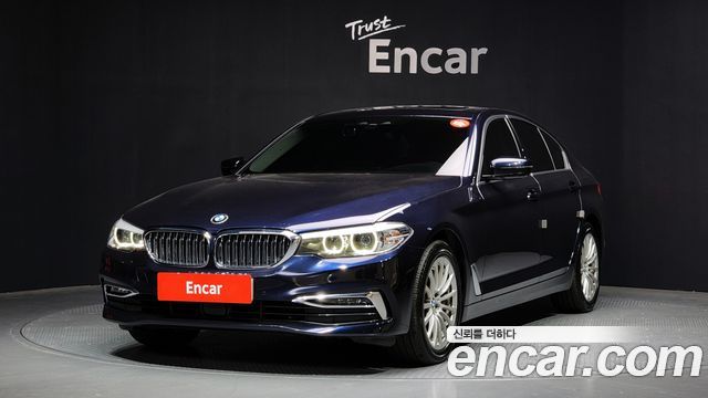 BMW 5 Series (G30)