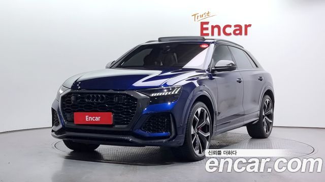 Audi RSQ8 (4M)