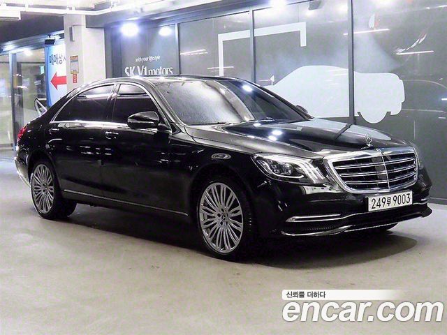 Mercedes-Benz S-Class W222