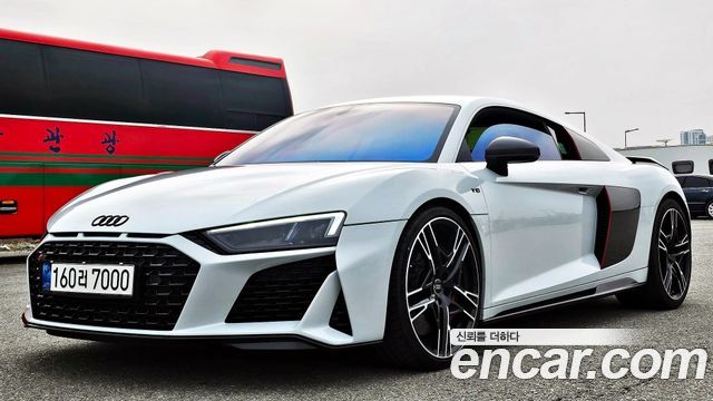 Audi R8 (4S)