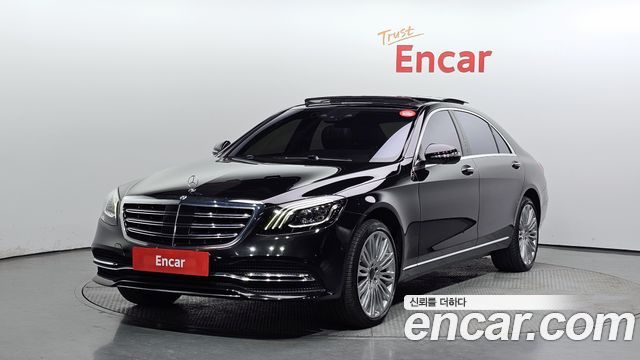 Mercedes-Benz S-Class W222