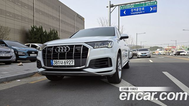 Audi Q7 (4M)