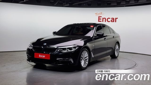 BMW 5 Series (G30)