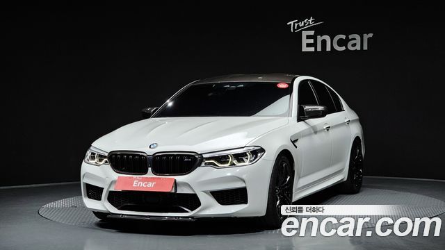 BMW M5 (F90)