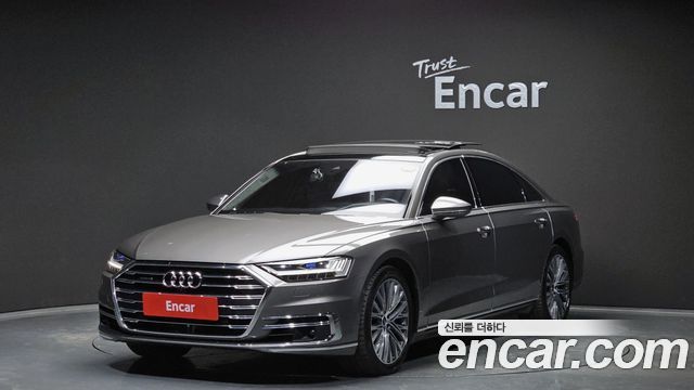 Audi A8 (D5)
