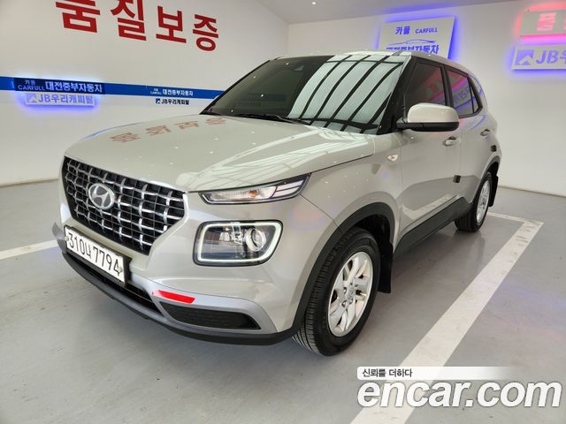 Hyundai Venue