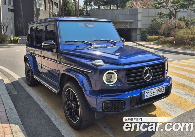 Mercedes-Benz G-Class W465