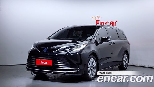 Toyota Sienna 4th Gen