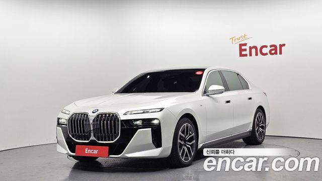 BMW 7 Series (G70)