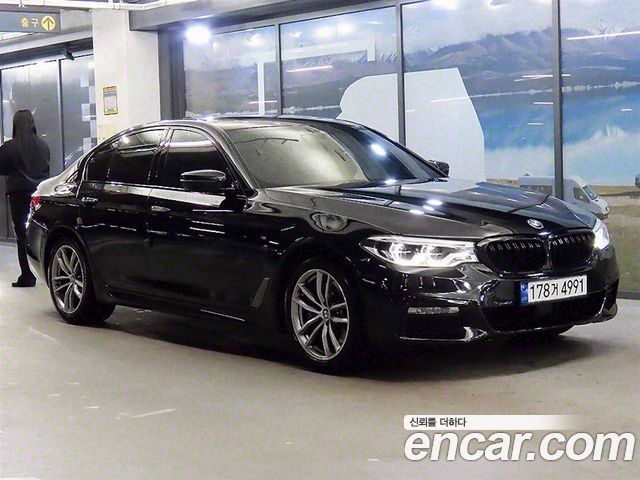 BMW 5 Series (G30)