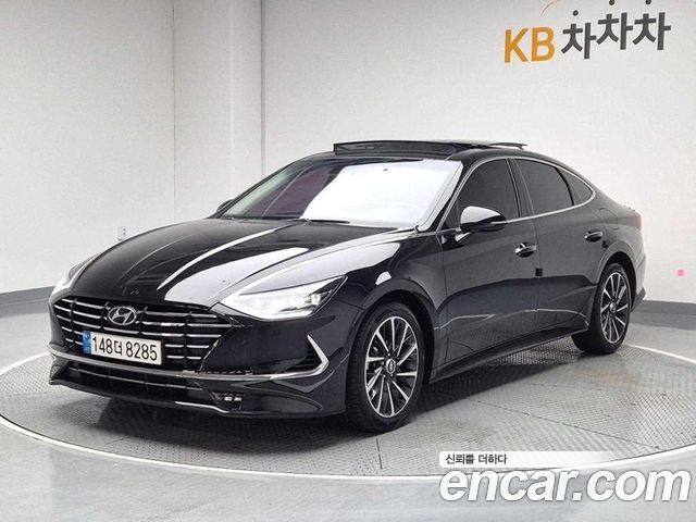 Hyundai Sonata (DN8)