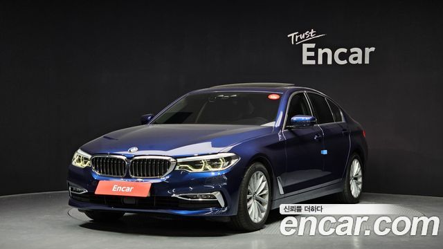 BMW 5 Series (G30)