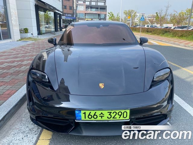 Porsche Taycan