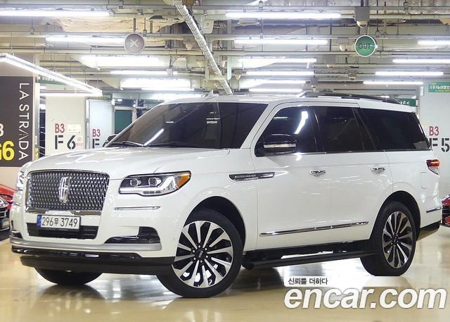 Lincoln Navigator 4th Gen