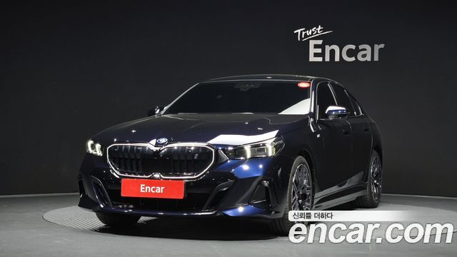 BMW i5 (G60)