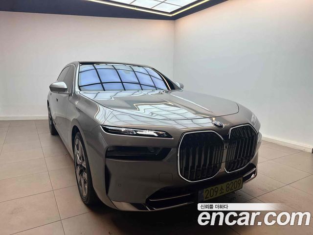 BMW 7 Series (G70)