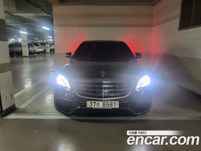 Mercedes-Benz S-Class W222