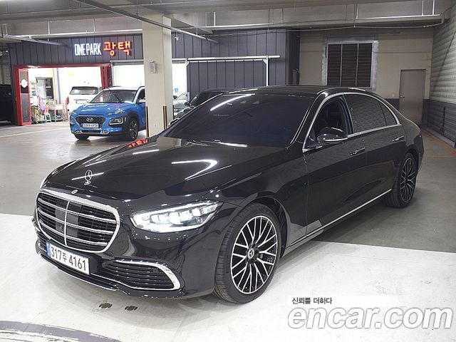 Mercedes-Benz S-Class W223