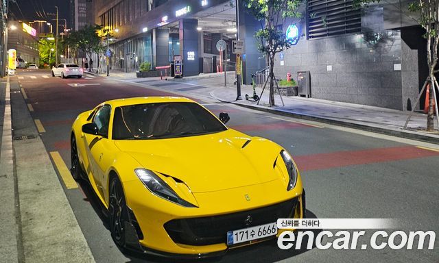 Ferrari 812 Superfast