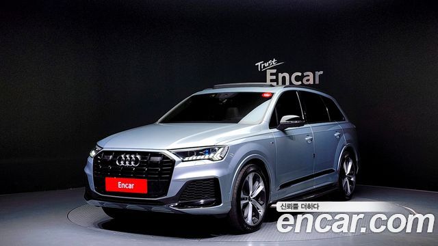 Audi Q7 (4M)