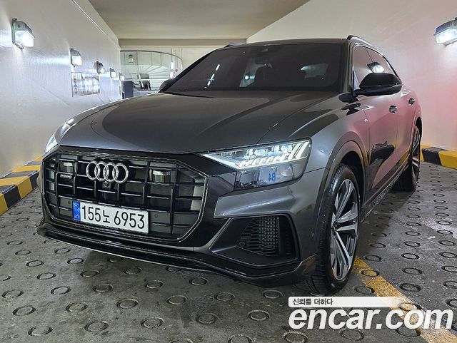 Audi Q8 (4M)
