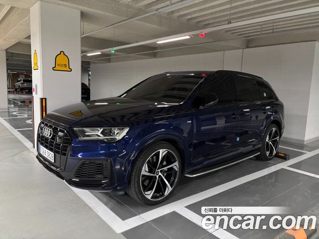 Audi Q7 (4M)